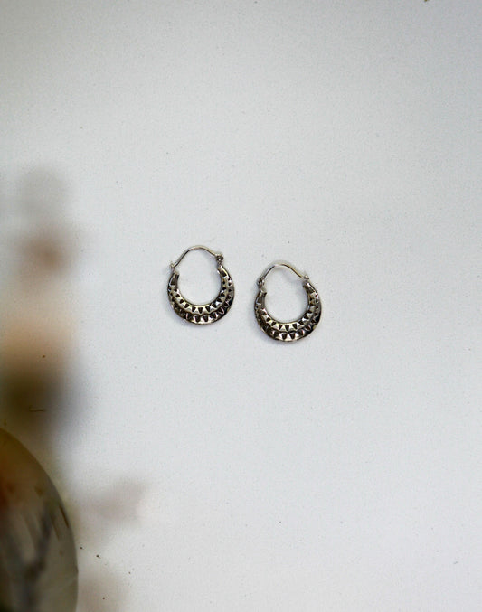 Small Geometric Cutouts