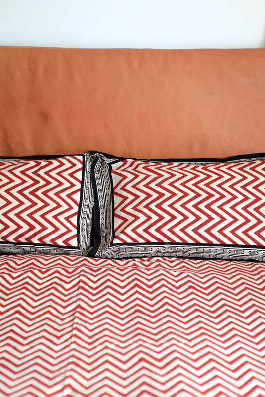Duvet with Matching Pillow cases in Red Zig-Zag - Be Deva