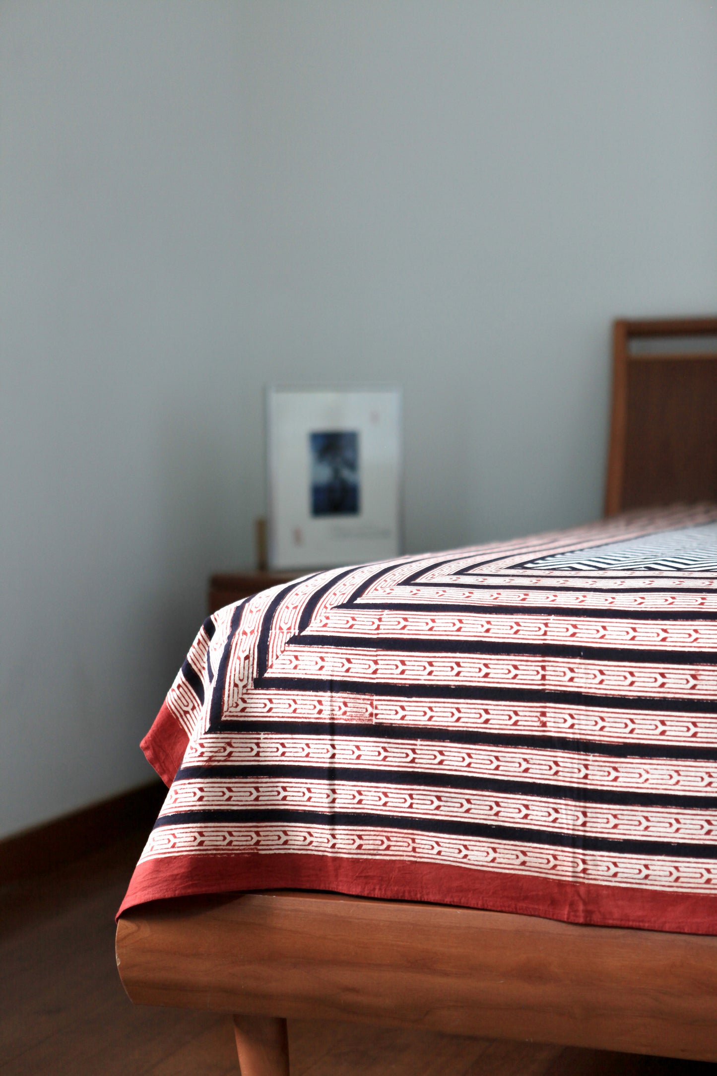 Duvet with Matching Pillow cases in Black Zig-Zag - Be Deva