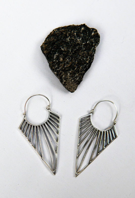 Large Pointed Triangles - Be Deva