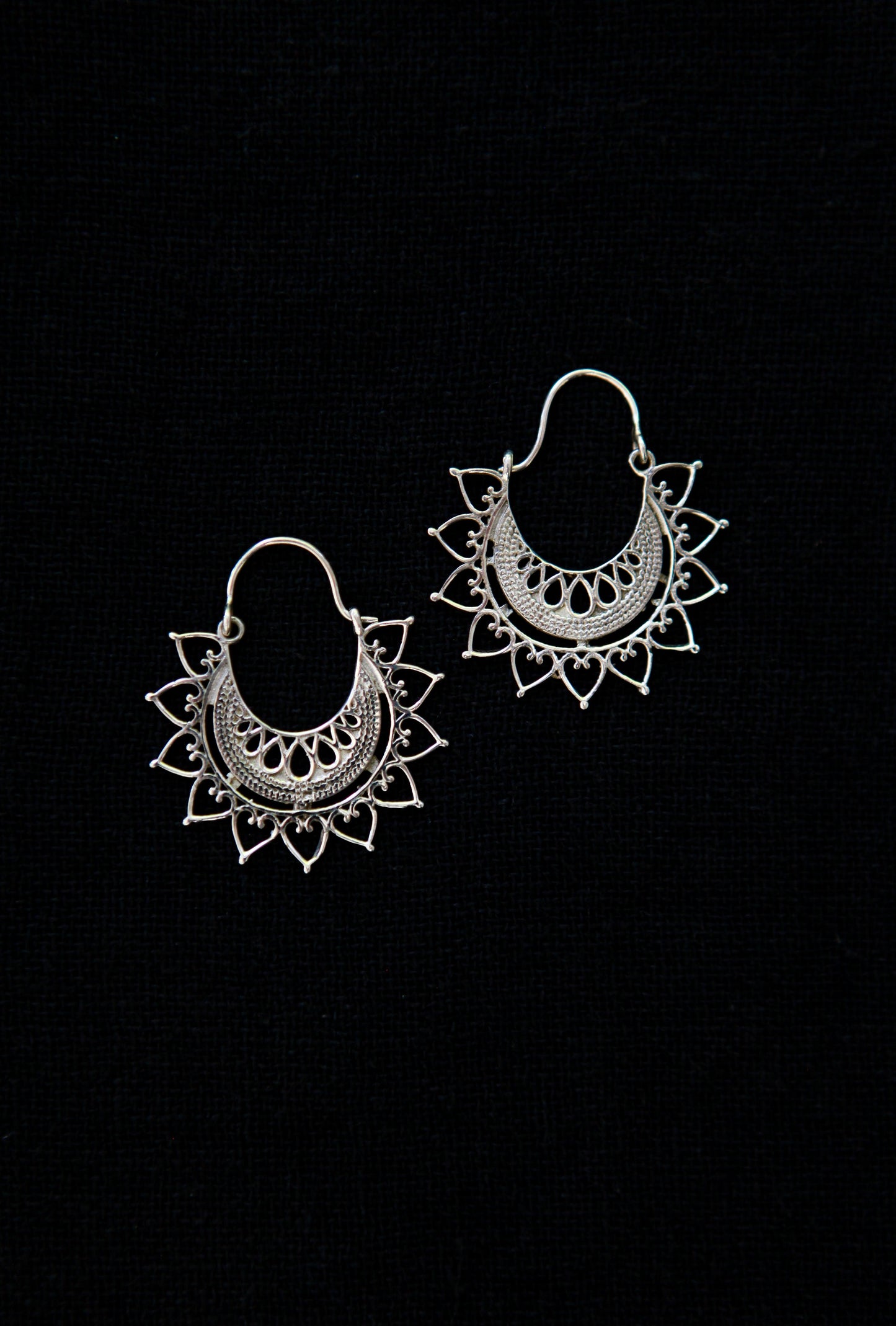  Full flower earrings hoops